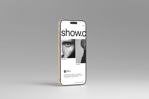 iPhone 16 Pro Max Mockup
